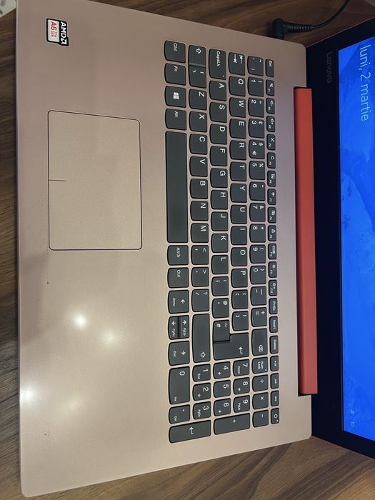 Laptop Lenovo IdeaPad 320-15AST funcțional-4GB RAM-Windows 10 Pro