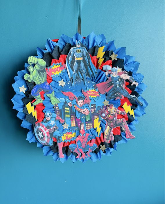 Пинята супергерои Спайдермен  Хълк Капитан Америка Тор