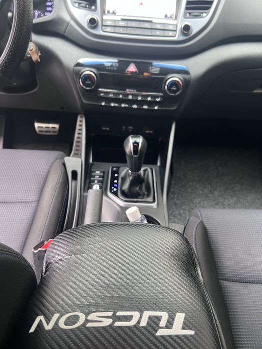Hyundai tucson 2.0 TDI 4x4 , automat 2016