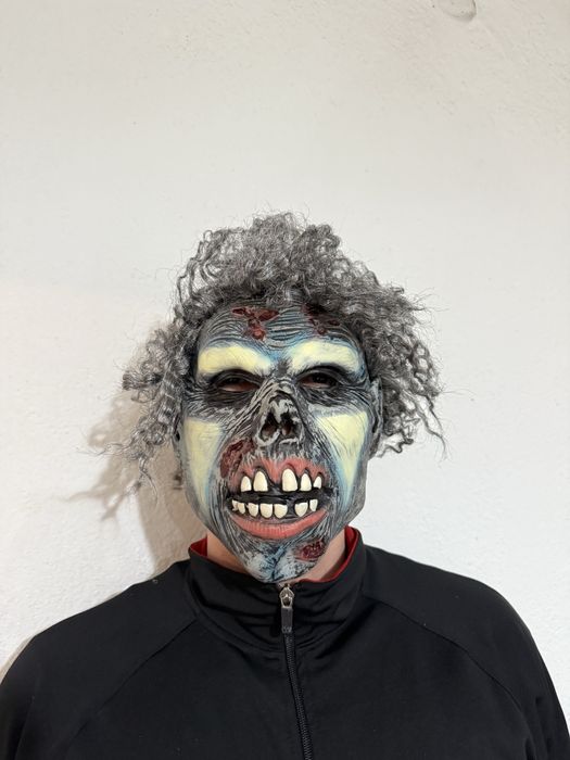 Кукерски маски  гумени маски