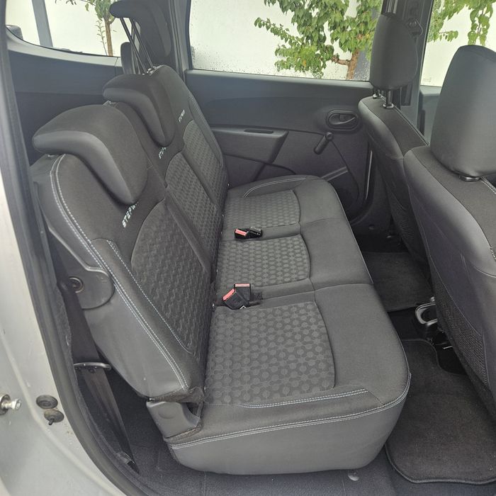 Dacia Lodgy Stepway  2016 Benzina