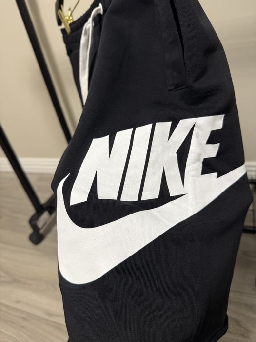 Pantaloni scurți Nike