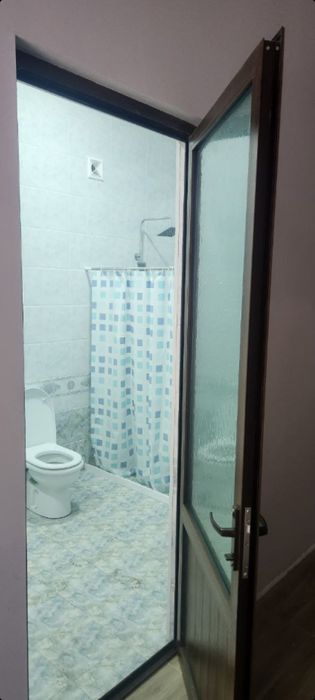 Сергели Шокир арик 5 соток 2 этажа 9 комнат