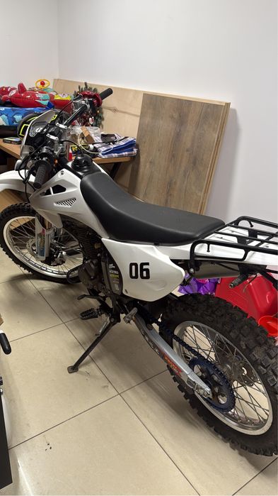 Продам мотоцикл Эндуро 250