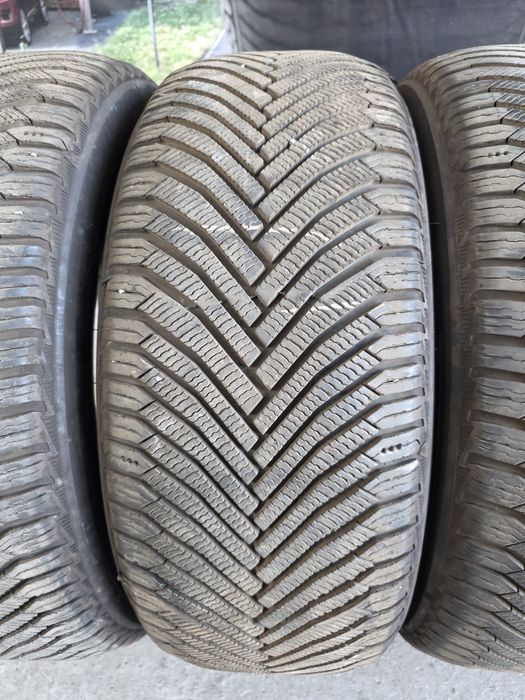 225/55/17 MICHELIN 4бр