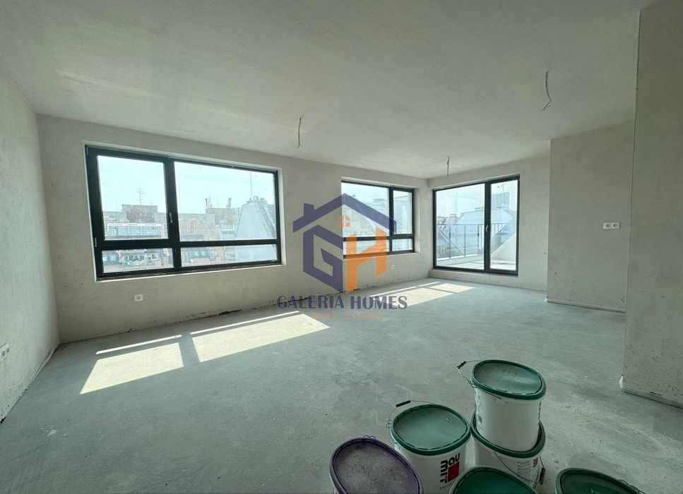 Тристаен апартамент в центъра на София до метростанция Опълченска