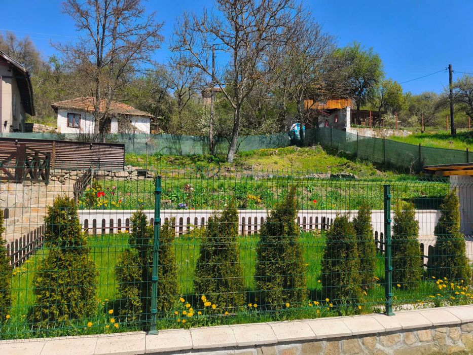 Продава се Къща в с. Неделково, Област Перник - 70 кв.м за 510 €/кв.м - Снимка #2