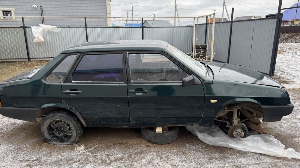 Ваз -21099  разбор.