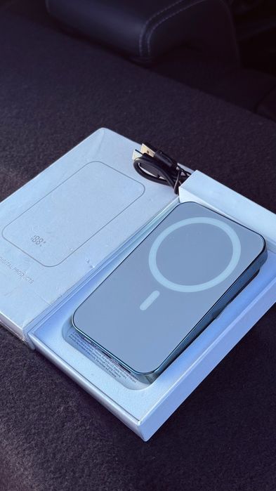 Магнитен Power Bank с безжично зареждане (MagSafe)