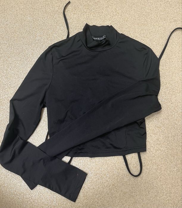 Блузи с дълъг ръкав и суитшърт - прочетете описанието