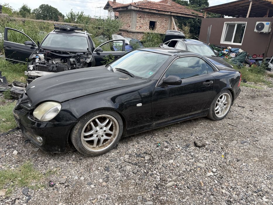 Мерцедес SLK 2.0 бензим компресор само на части