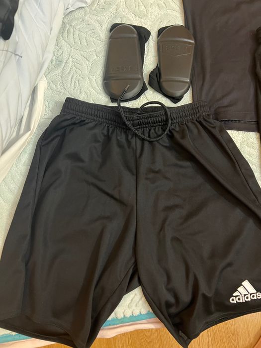 Къси спортни панталони Adidas