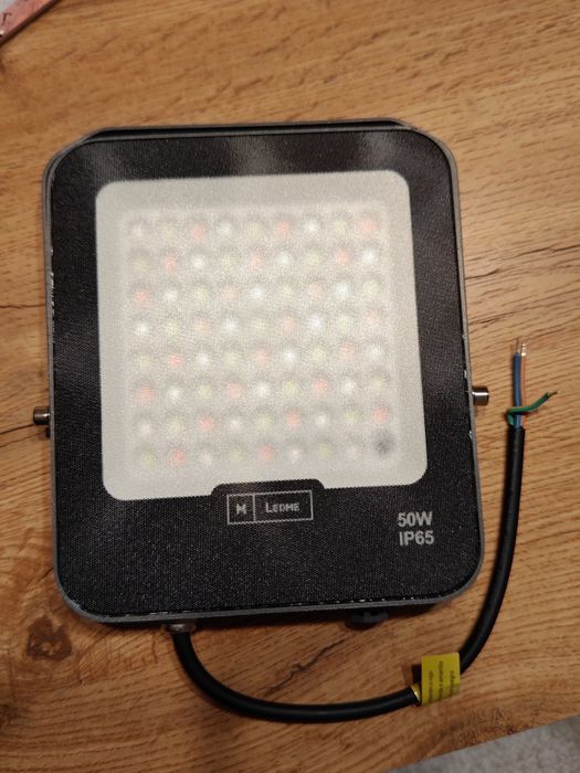 Vand Proiector RGB Napoli Plus, LED OSRAM 50W IP65, Telecomanda