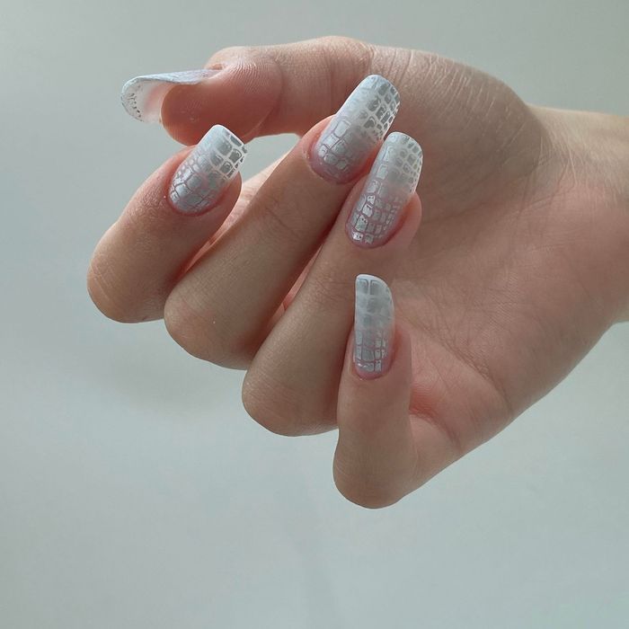 Manichiura slim, gel, oja semipermanenta