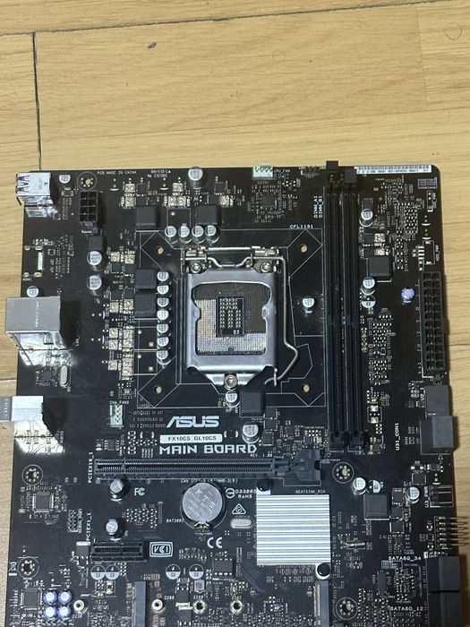 Placa de Baza Asus FX10CS Slot 1151 v2 Intel seriile 8-9 pini indoiti