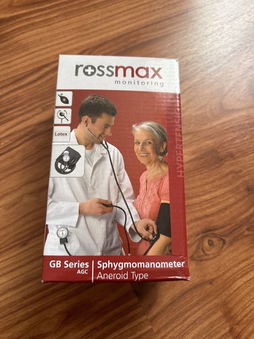 Тонометр Rossmax GB102 механический на плечо