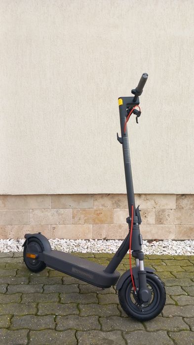 Xiaomi scooter 5 NOUĂ NEACTIVATĂ,

10 inch, pliabilă
