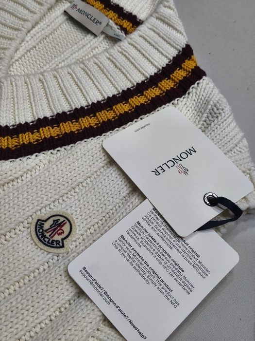 Пуловер Moncler, оригинален