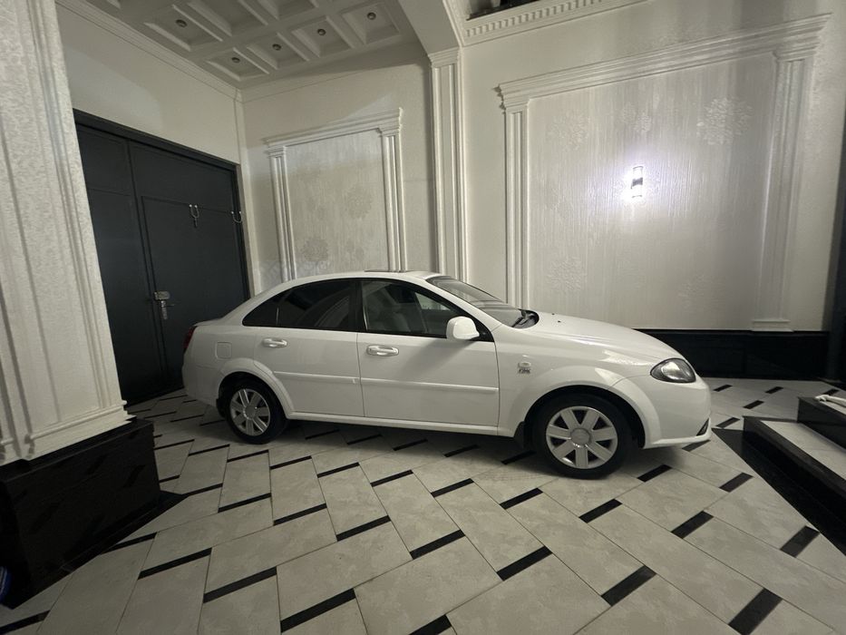 Срочно продается жентра автомат 2019