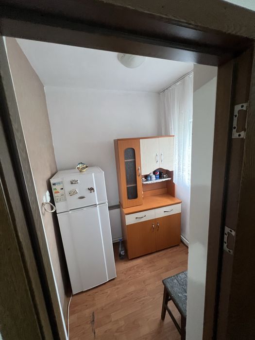 Inchiriez Garsoniera