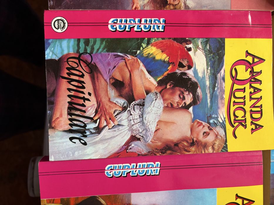 Set 9 carti Amanda Quick plus una gratis