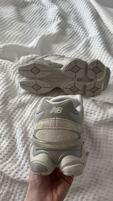 New Balance 9060 bej – NOI, cu etichetă