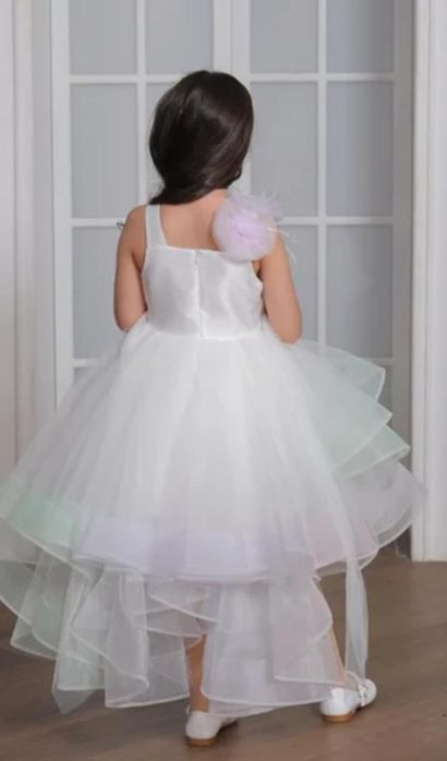 Пышное платье на выпускной для девочки