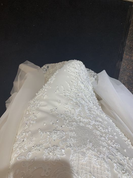 Rochie de mireasa cu trena detasabila