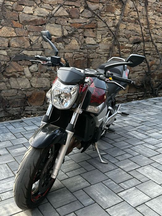 Suzuki gsr 600 impecabila