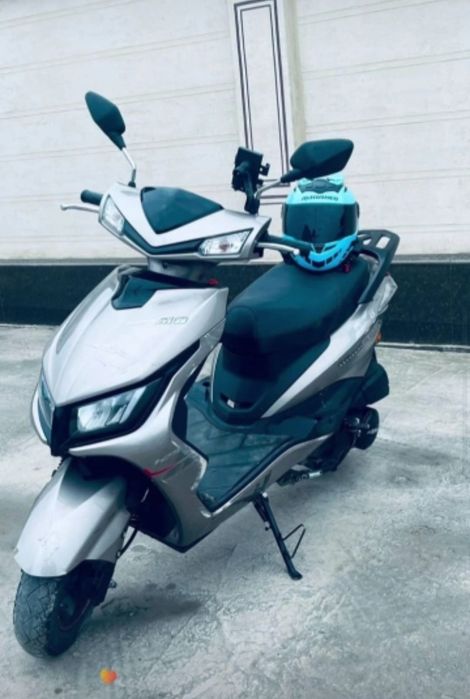 Продам срочно 2023год