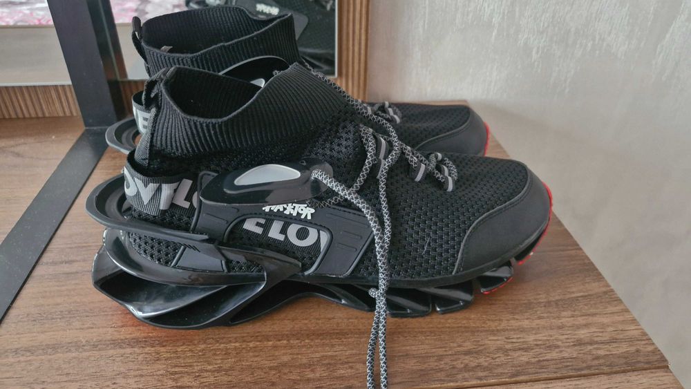 Маратонки нови 46 номер