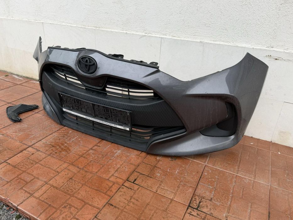 Предна броня Toyota Yaris 20-25г