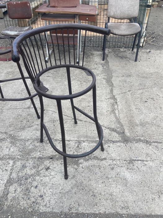 Стулья с металкорпусом(новый)