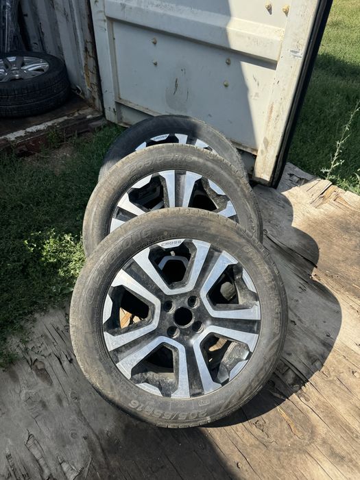 Диски с резиной Ларгус Веста продам