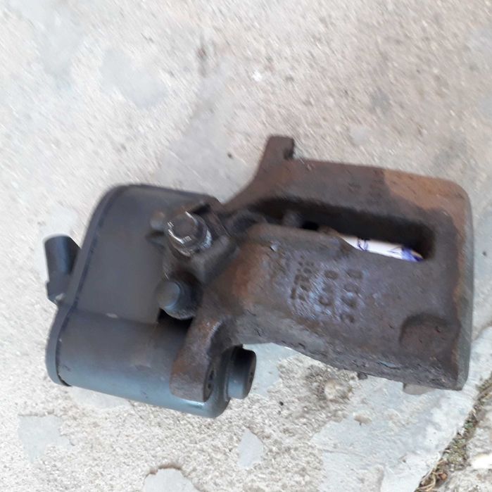 vind etrier spate dreapta passat b6 b7 audi a3 a4 si q7