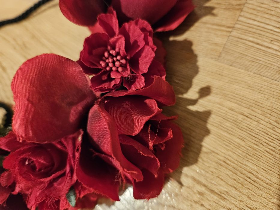 Коса, опашка екстеншън, Венче, диадема от цветя, рози