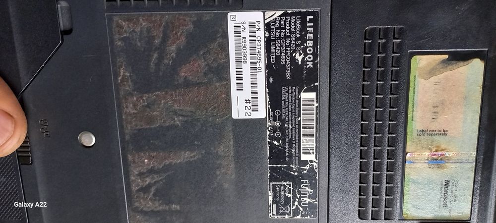 Срочно продам ноутбук фуджитсу