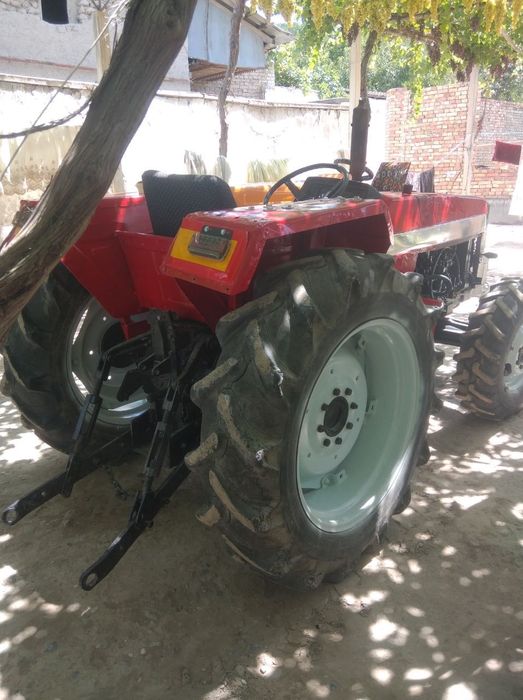 Мини трактор сотилади