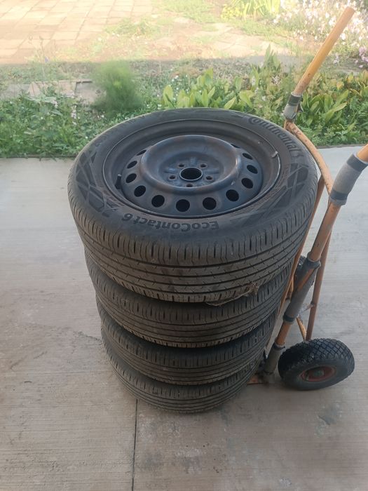 Гуми с джанти за Тойота