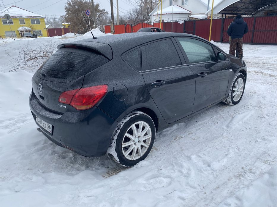 Продается Opel Astra J