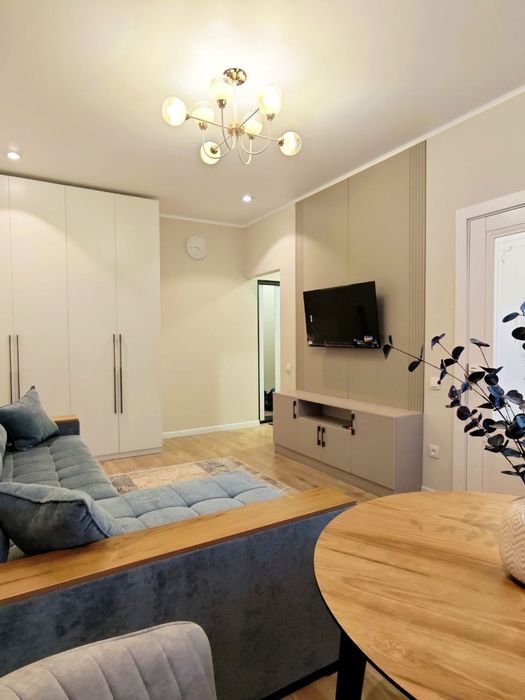 Продаётся 1/1/4. Евро ремонт. Чиланзар 1 квартал.