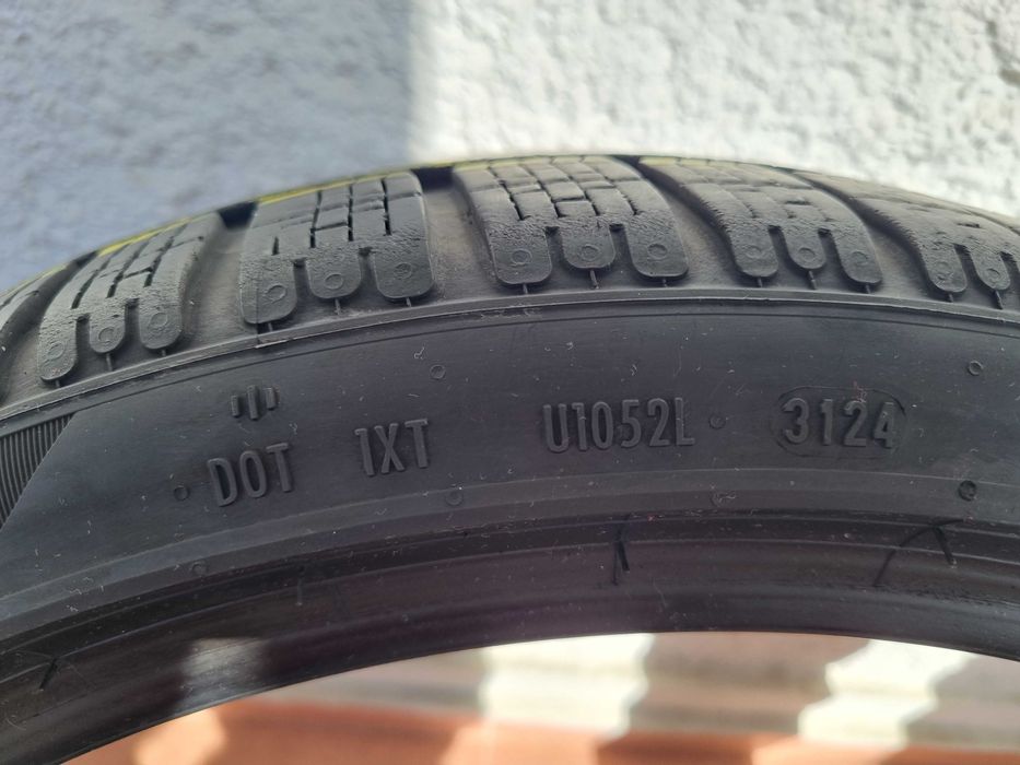 Зимни гуми PIRELLI P ZERO WINTER 245/35/R19 93V M+S - 2 броя