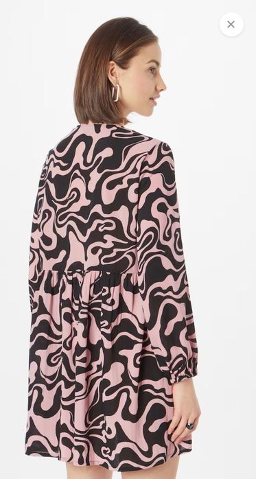 Нова дамска рокля размер M