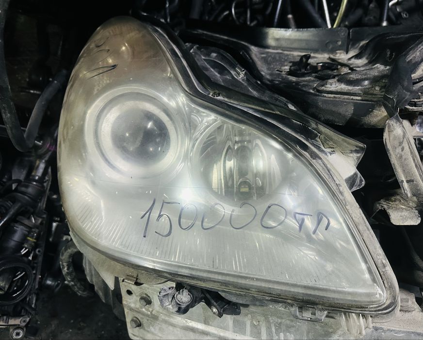 W219 фары ксенон CLS350 авторазбор мерседес бу запчасть