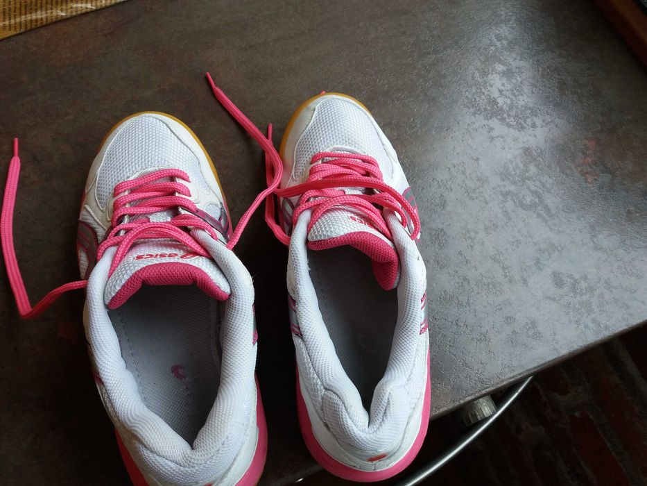 детски маратонки Asics,кецове,спортни обувки,асикс,ном.37,за момиче