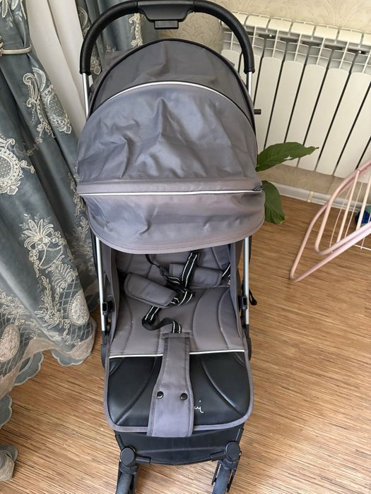 продам детскую коляску