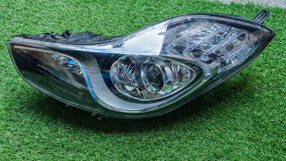 Фар за Hyundai IX20 / Фарове за Хюндай ИХ20