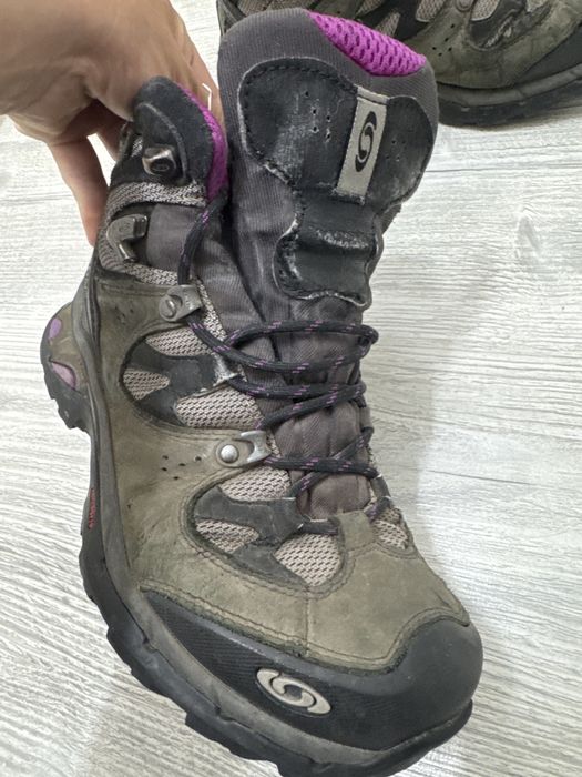 Bocanci Salomon Quest 4D, mărimea 37 1/3, trekking/drumeții, originali