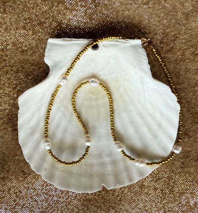 Бижута - колиета/гривни