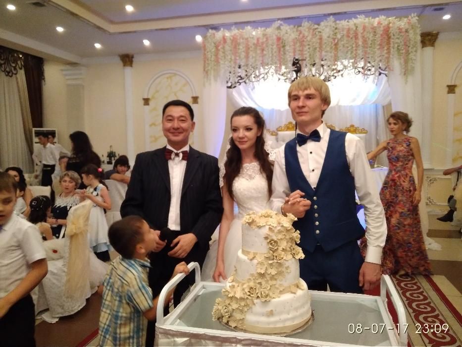 Алматы тамада на двух яз